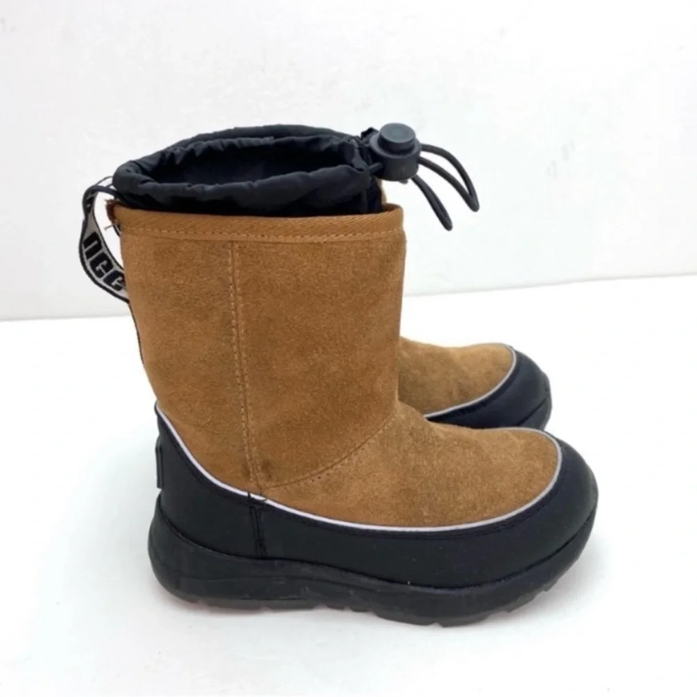 Ugg Kids K Kirby WP Suede Winter Snow Boot in Camel Tan Brown Size 10 Toddler